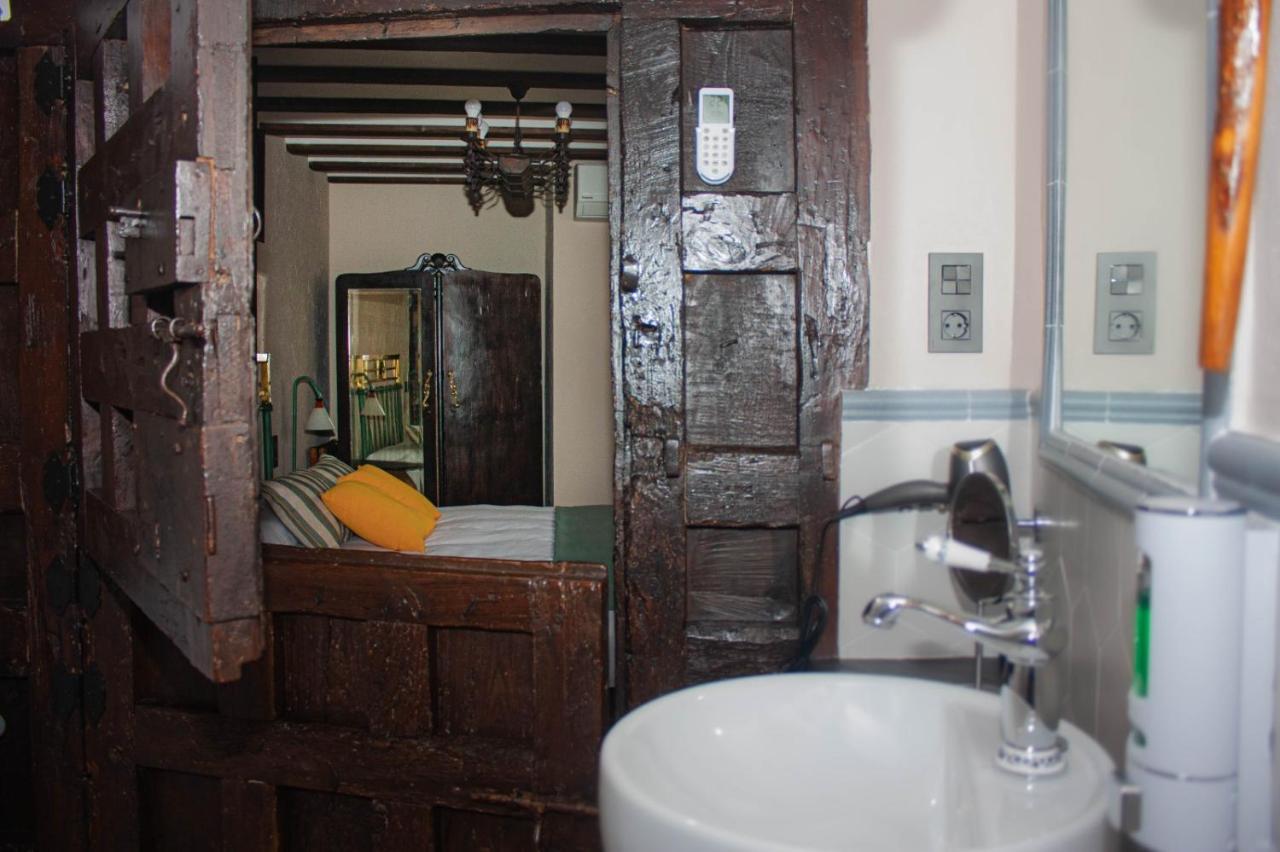 Casa Rural La Bodega, Ofrece Cata De Vino Gratis Horche ภายนอก รูปภาพ
