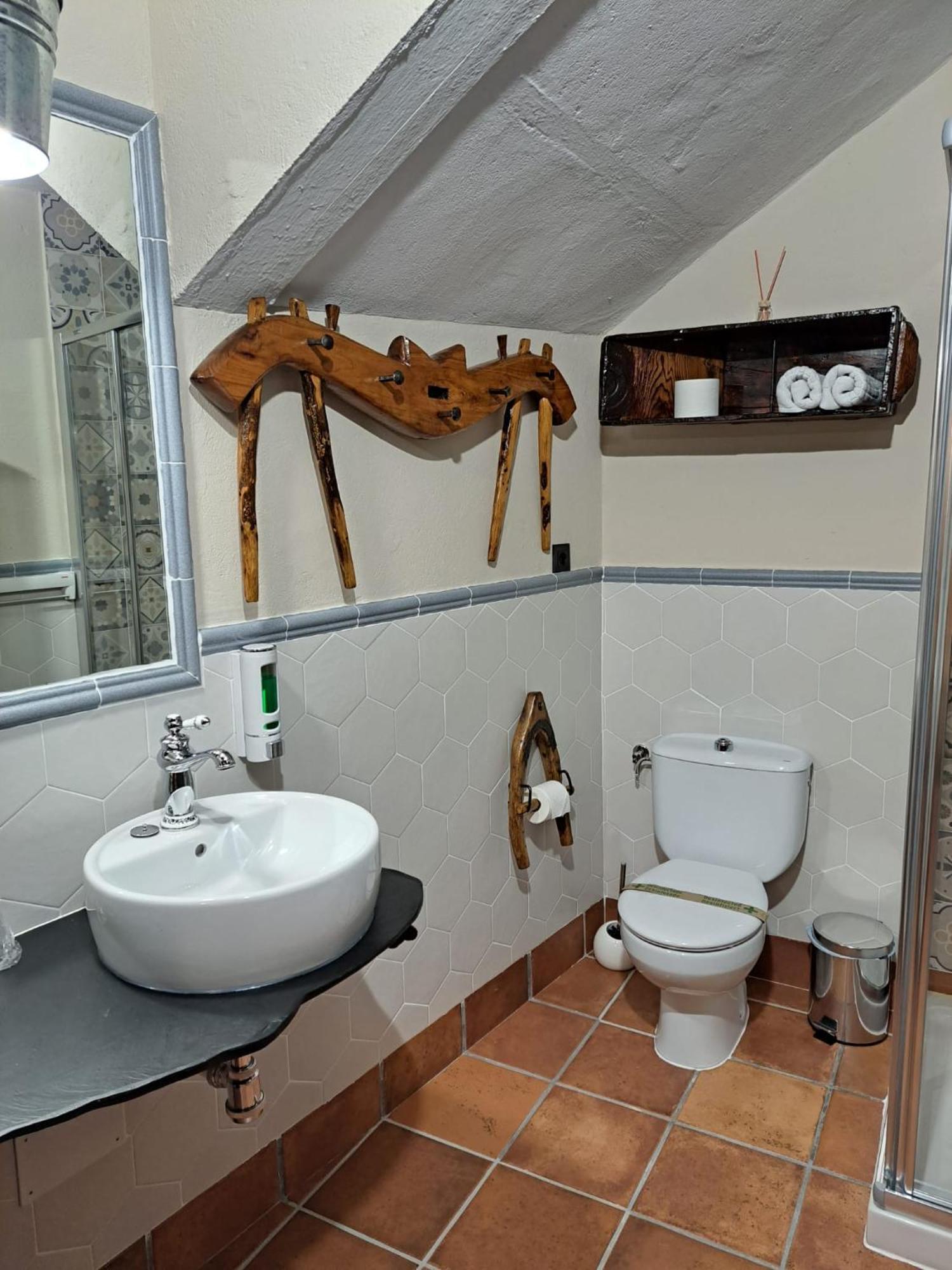 Casa Rural La Bodega, Ofrece Cata De Vino Gratis Horche ภายนอก รูปภาพ