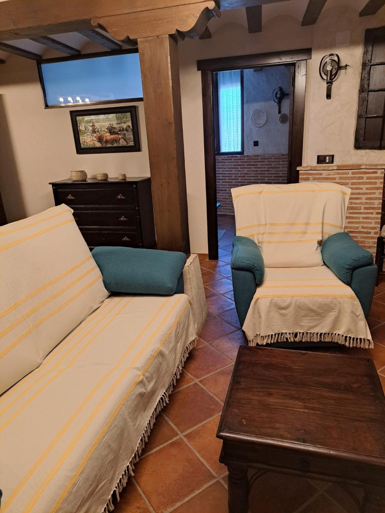 Casa Rural La Bodega, Ofrece Cata De Vino Gratis Horche ภายนอก รูปภาพ