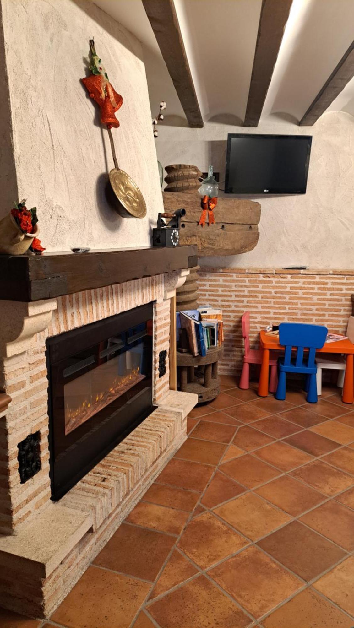 Casa Rural La Bodega, Ofrece Cata De Vino Gratis Horche ภายนอก รูปภาพ