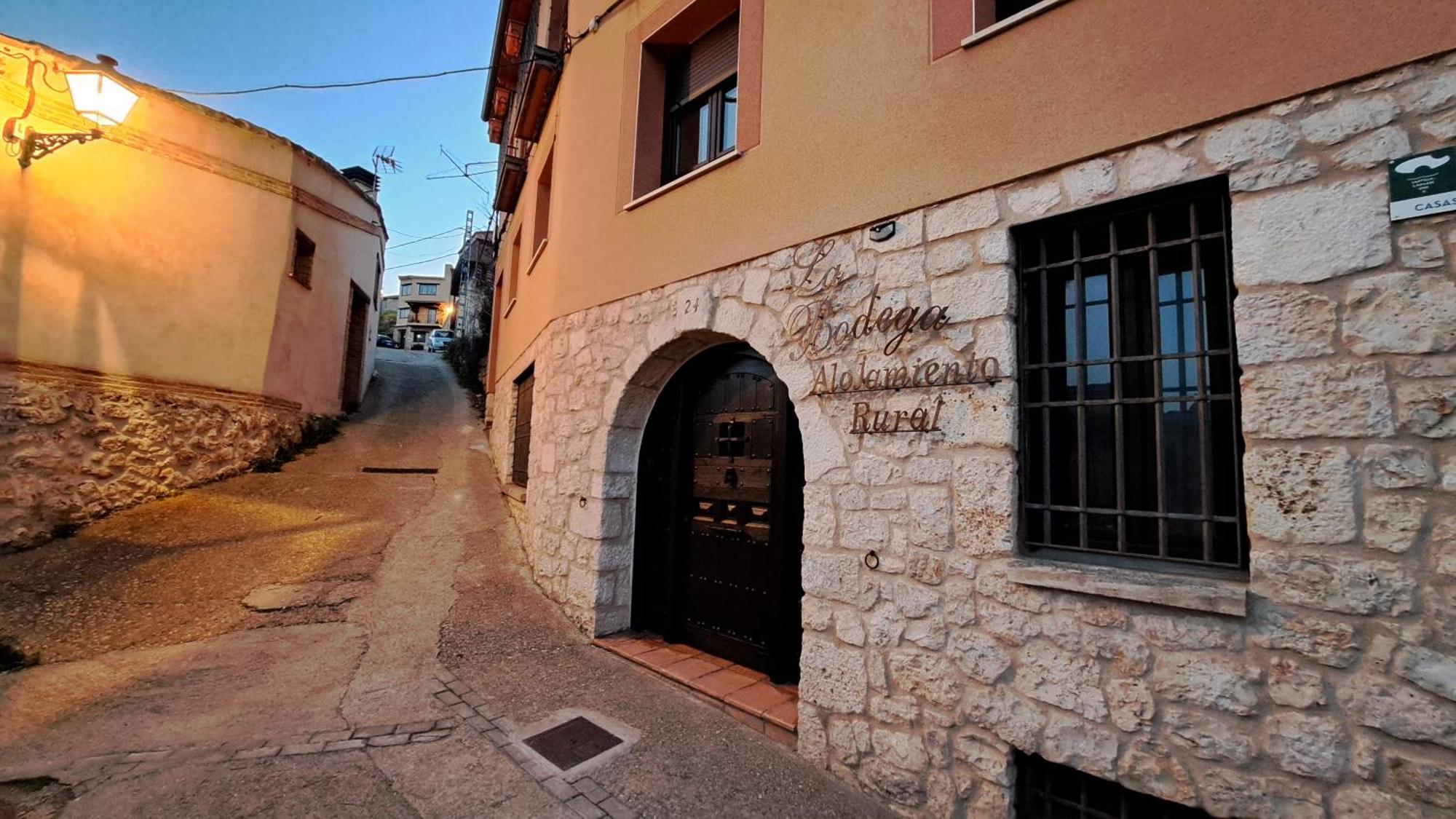 Casa Rural La Bodega, Ofrece Cata De Vino Gratis Horche ภายนอก รูปภาพ